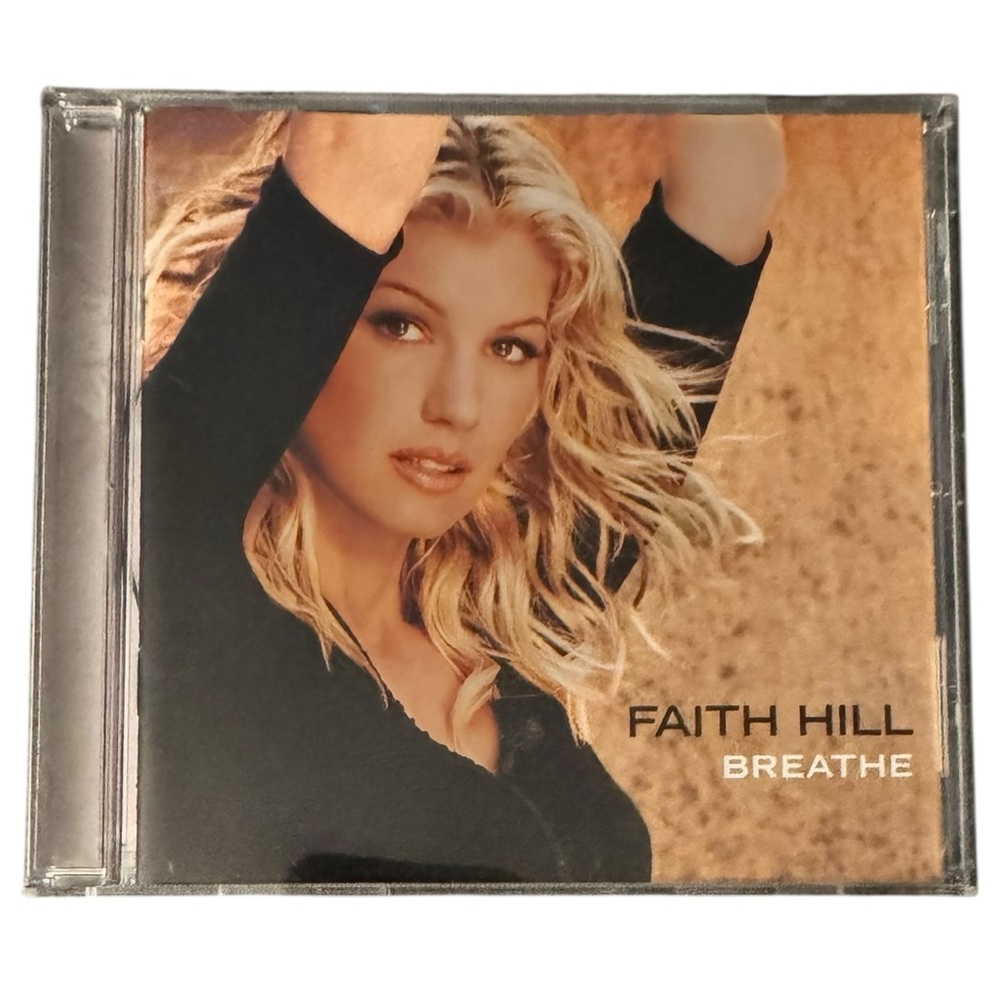 🔵 3/ $15 - Faith Hill Breathe CD